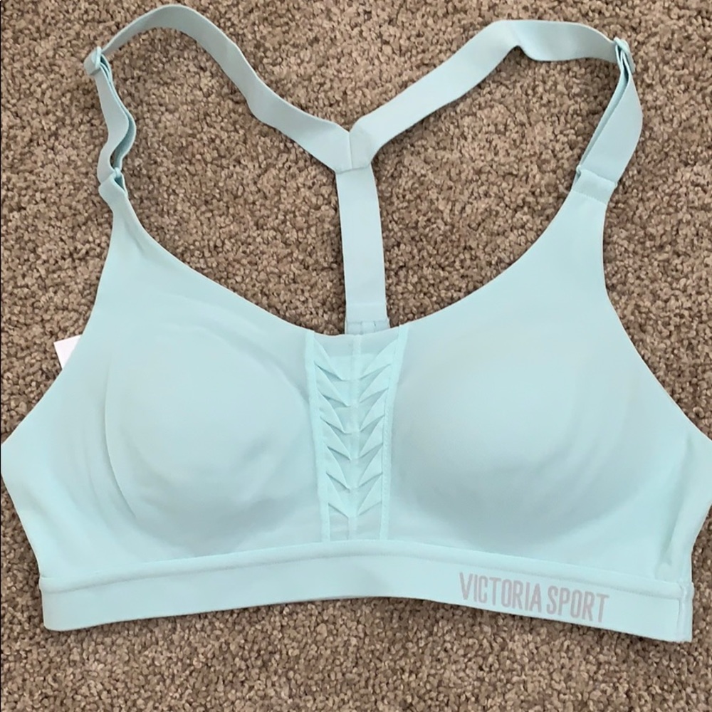 Victoria Sport lightweight sports bra